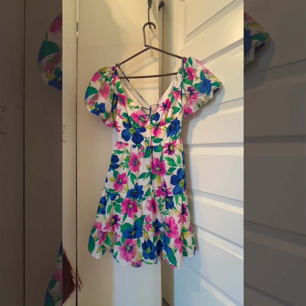 SPEECHLESS Floral Dress